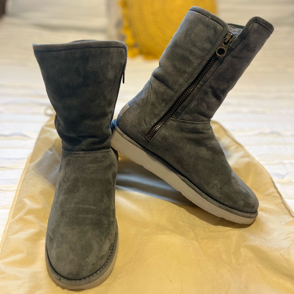 Uggs